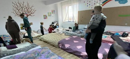 Vluchtelingen worden opgevangen